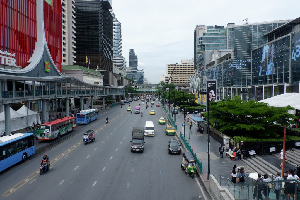 Thailand Macetnya Hampir Sama dengan Jakarta Tapi Tidak Ada Polusi Suara. Foto: Prajna Vita