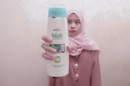 Bersama Emeron Hair Care, Jelajah Saat Traveling Lebih Puas