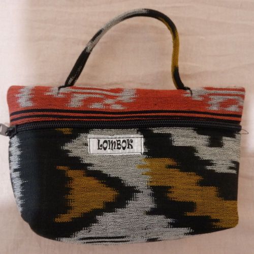Dompet Tenun Etnik Khas Lombok