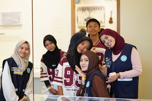 Keseruan Mengelilingi Lokananta